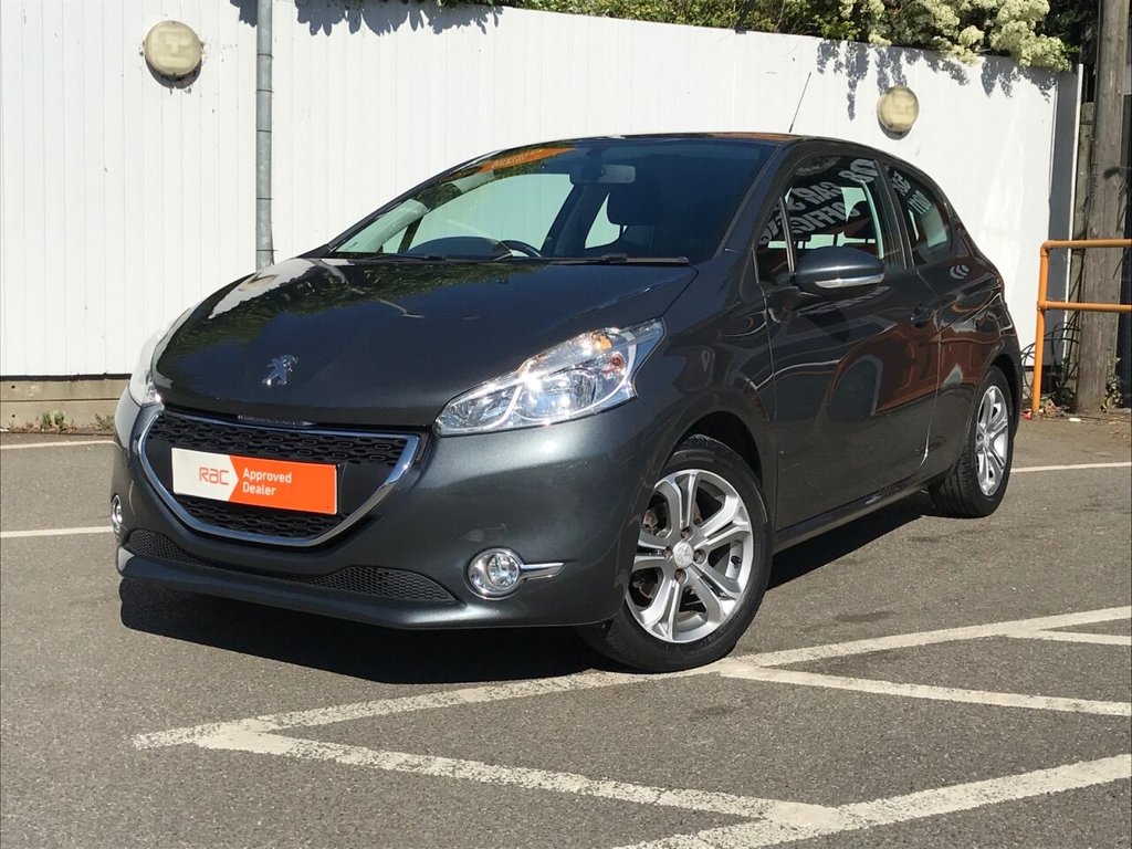 View our PEUGEOT 208