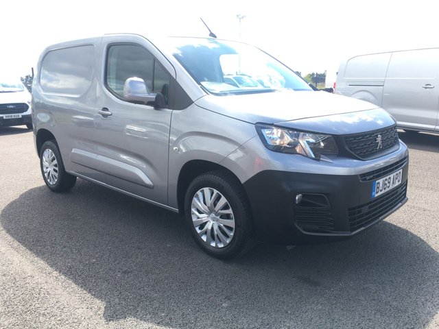 2019 69 Peugeot Partner 1.6 BLUE HDI PROFESSIONAL 'AIR CON' LOOK PACK 102PS EURO 6