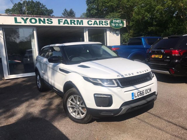 2016 66 Land Rover Range Rover Evoque 2.0 TD4 SE TECH 3d 177 BHP AUTOMATIC *PANORAMIC ROOF*