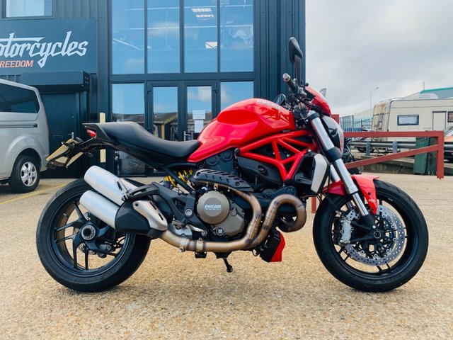 2017 17 Ducati Monster 1200 1198cc