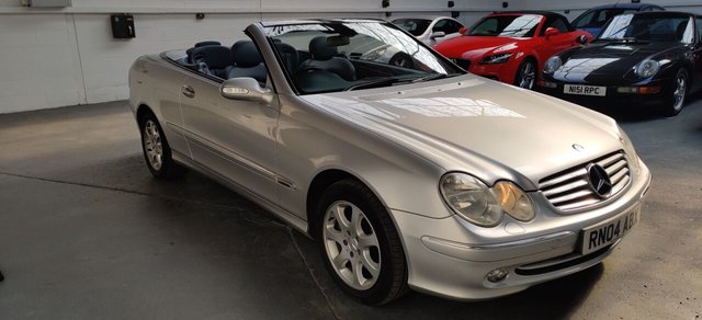 2004 04 Mercedes-Benz Clk 3.2 CLK320 ELEGANCE 2d 218 BHP