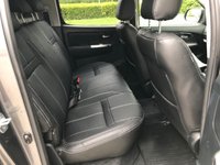 USED 2014 64 TOYOTA HI-LUX 3.0 INVINCIBLE 4X4 D-4D DCB 169 BHP LEATHER SEATS ** NO VAT ** NO VAT