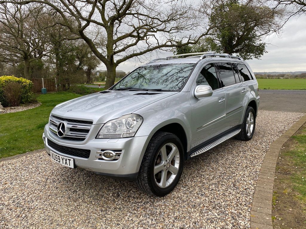 View our MERCEDES-BENZ GL CLASS