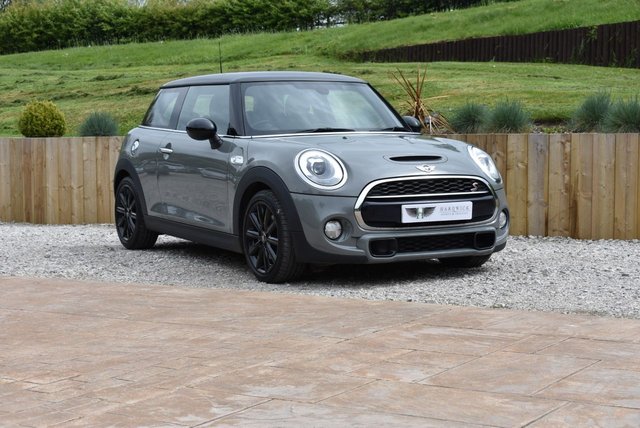 2017 17 MINI Hatch Cooper 2.0 COOPER S 3d 189 BHP