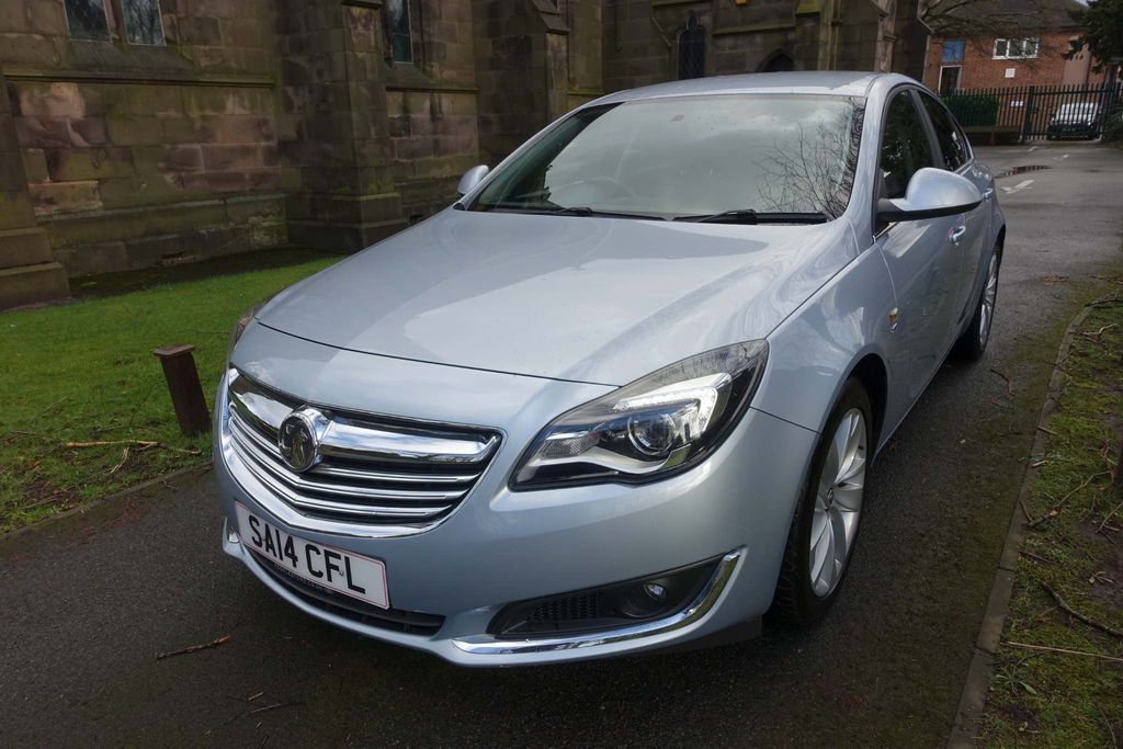 View our VAUXHALL INSIGNIA