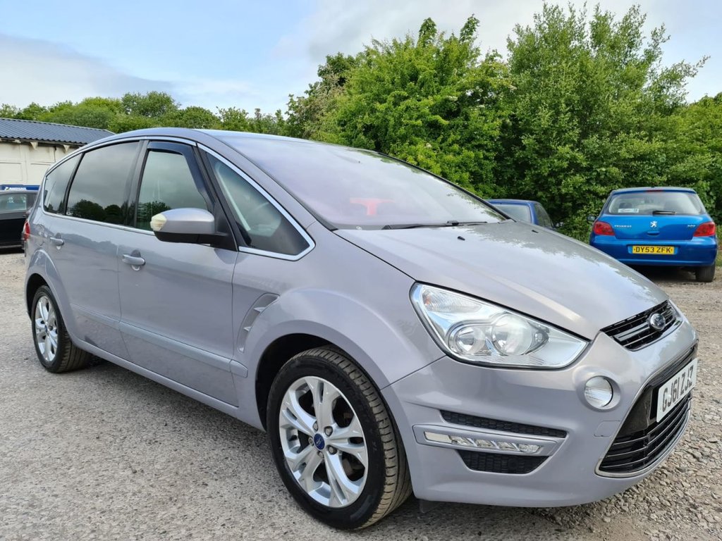 View our FORD S-MAX