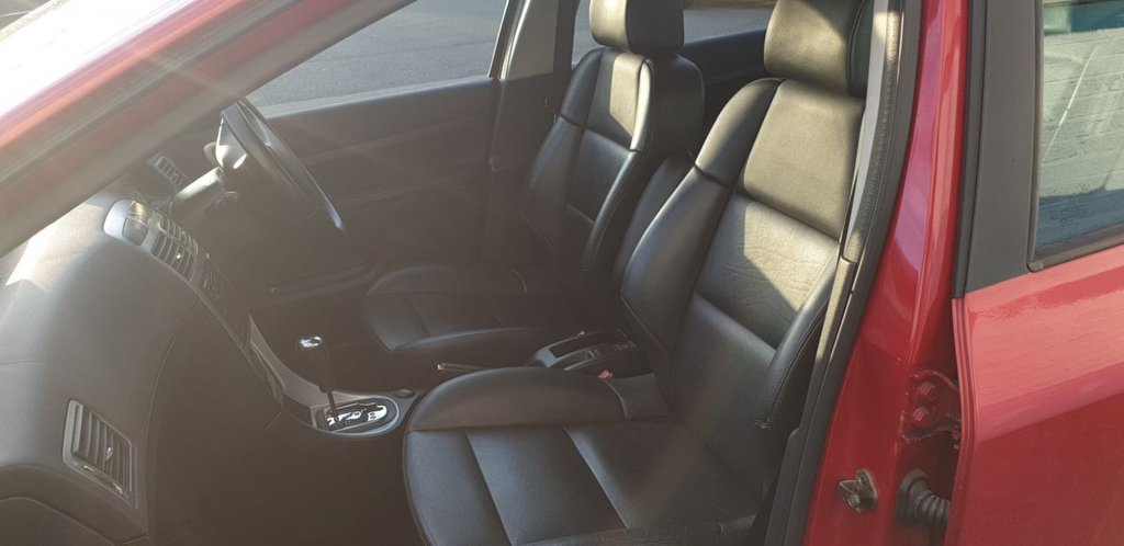 View our PEUGEOT 307