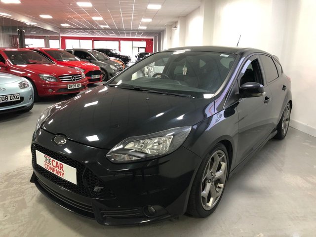 2012 62 Ford Focus 2.0 ST-2 5d 247 BHP