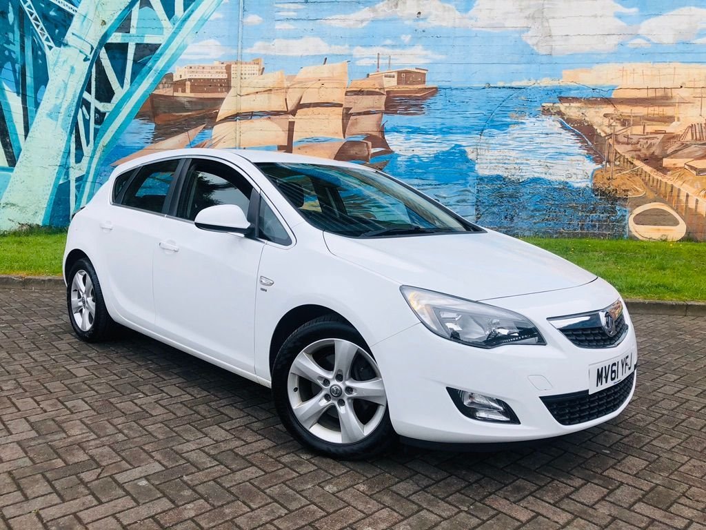 View our VAUXHALL ASTRA