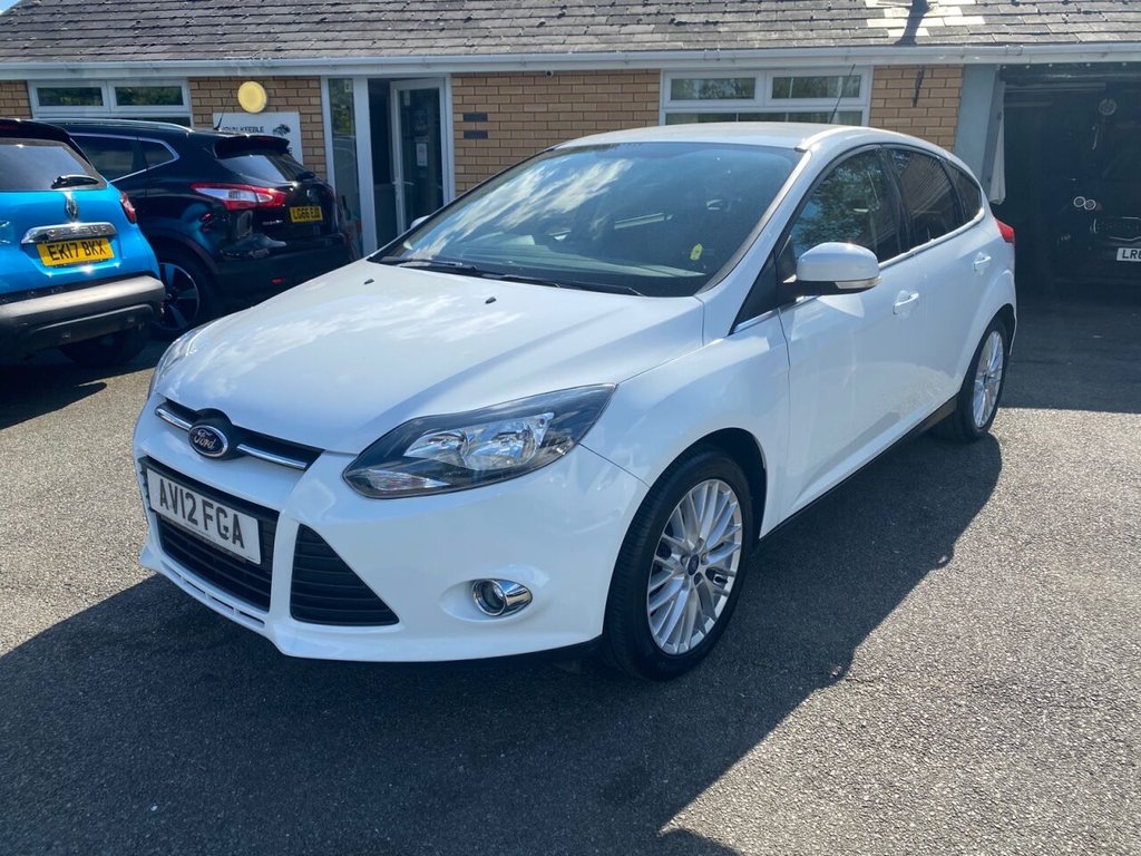 View our FORD FOCUS