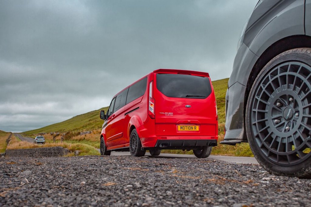 View our FORD TOURNEO CUSTOM