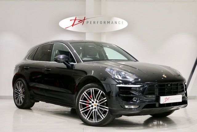 2015 15 Porsche Macan 3.6 TURBO PDK 5d 400 BHP MONUMENTAL SPECIFICATION