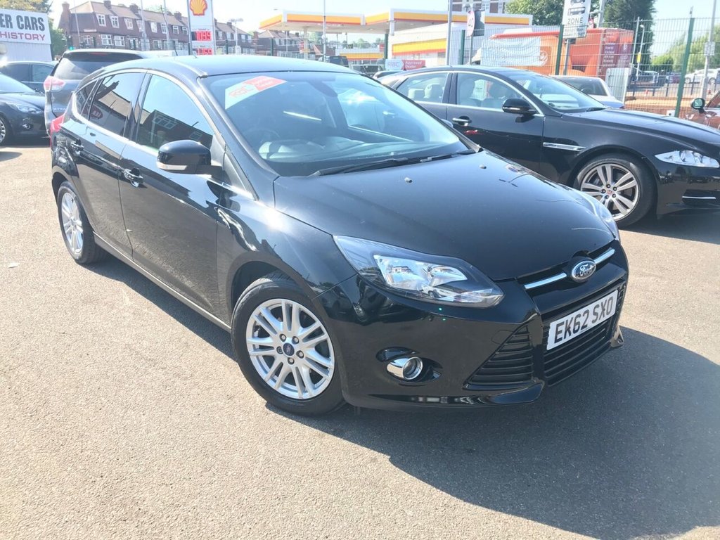 View our FORD FOCUS
