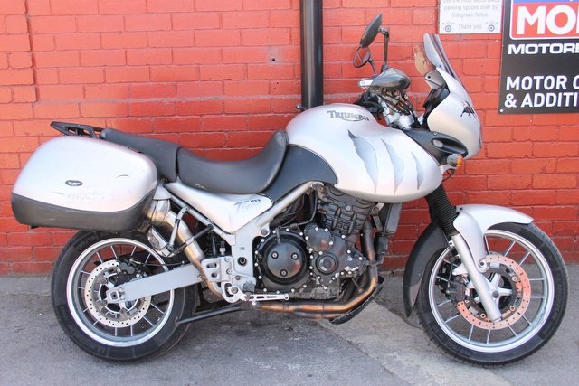 triumph tiger 955i panniers