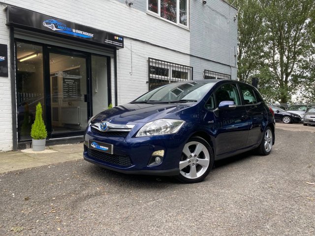2010 60 Toyota Auris 1.8 T4 5d 99 BHP
