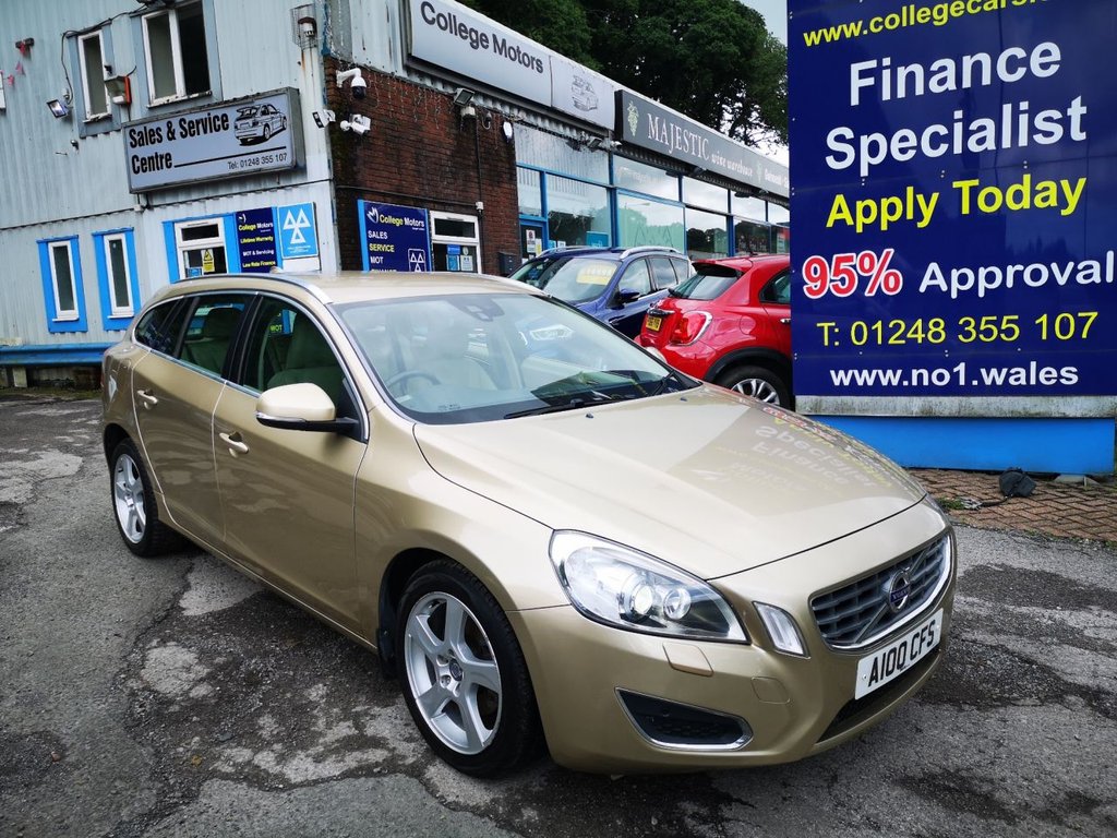 View our VOLVO V60