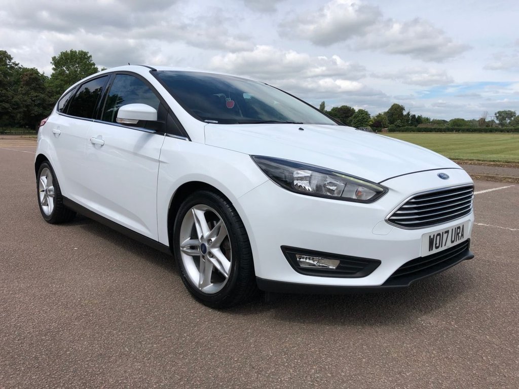 View our FORD FOCUS