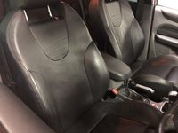 USED 2010 10 FORD FOCUS 2.5 ST-3 5d 223 BHP * HEATED LEATHER * RECARO SEATS * PRIVACY GLASS *