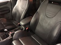 USED 2010 10 FORD FOCUS 2.5 ST-3 5d 223 BHP * HEATED LEATHER * RECARO SEATS * PRIVACY GLASS *