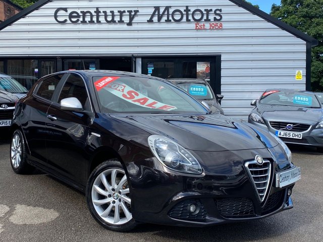 2013 63 Alfa Romeo Giulietta 2.0 JTDM-2 VELOCE 5dr - LEATHER