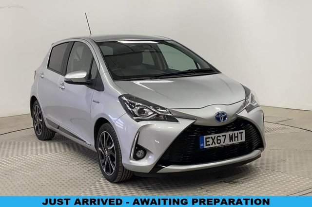 2017 67 Toyota Yaris 1.5 VVT-I DESIGN 5d 73 BHP