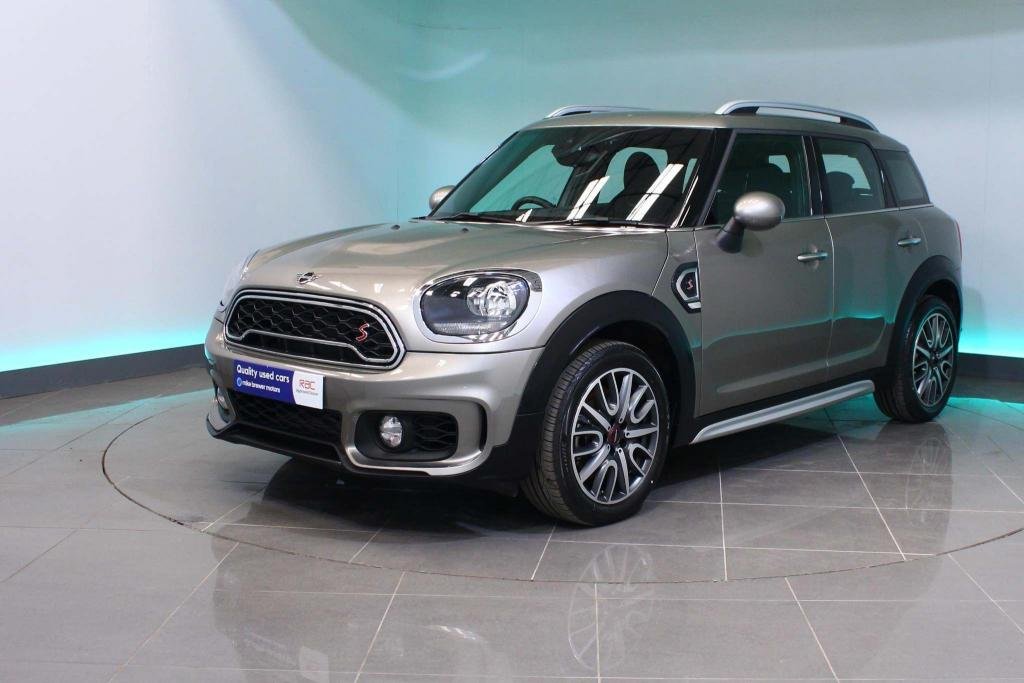 View our MINI COUNTRYMAN