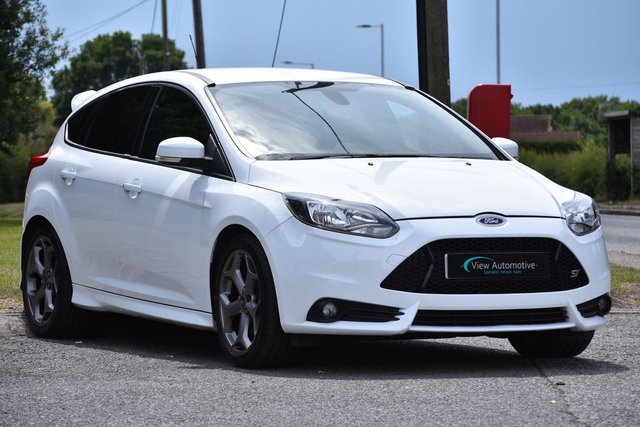 2013 62 Ford Focus 2.0 ST-2 5d 247 BHP