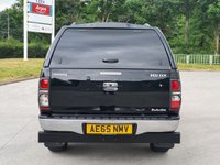 USED 2015 65 TOYOTA HI-LUX 3.0 INVINCIBLE 4X4 D-4D DCB 169 BHP SAT NAV + LEATHER ** NO VAT **