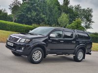 USED 2015 65 TOYOTA HI-LUX 3.0 INVINCIBLE 4X4 D-4D DCB 169 BHP SAT NAV + LEATHER ** NO VAT **