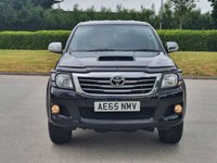USED 2015 65 TOYOTA HI-LUX 3.0 INVINCIBLE 4X4 D-4D DCB 169 BHP SAT NAV + LEATHER ** NO VAT **