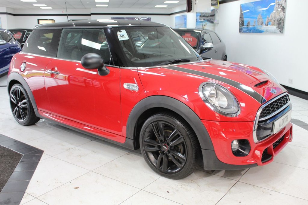 View our MINI HATCH COOPER