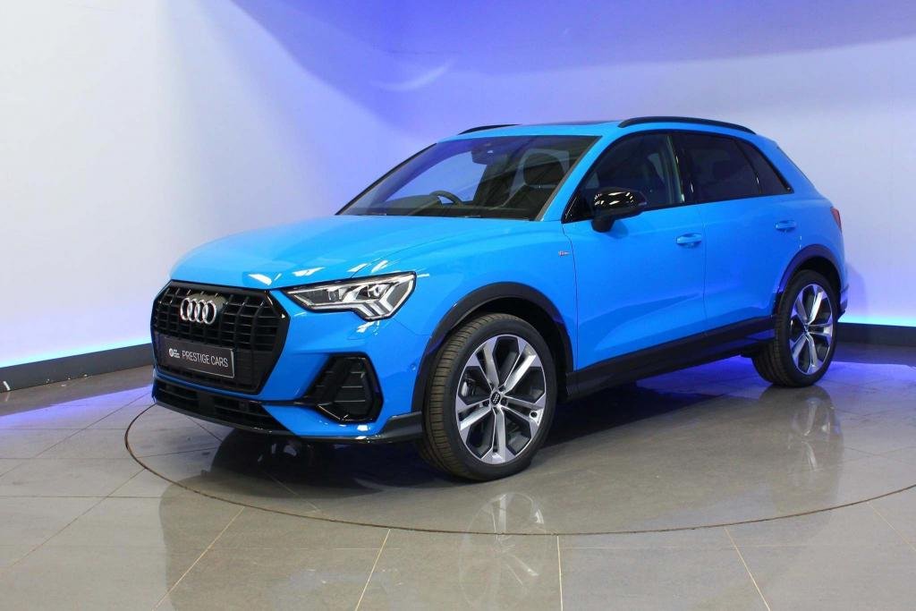 View our AUDI Q3