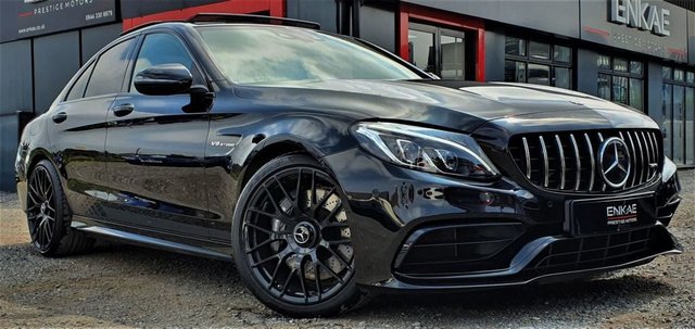 2017 67 Mercedes-Benz C Class 4.0 AMG C 63 PREMIUM 4d 469 BHP