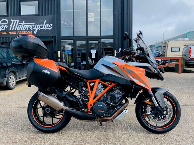 2017 67 KTM 1290 Superduke GT 17 MY17