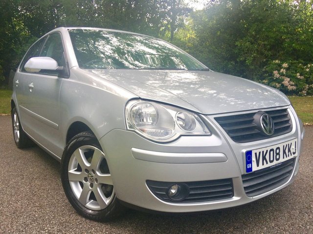 2008 08 Volkswagen Polo 1.4 MATCH 5d AUTO 79 BHP 2 OWNER / X11 VW SERVICE STAMPS//NEW FRONT TYRES//REAR PARK SENSORS//REMOTE LOCKING