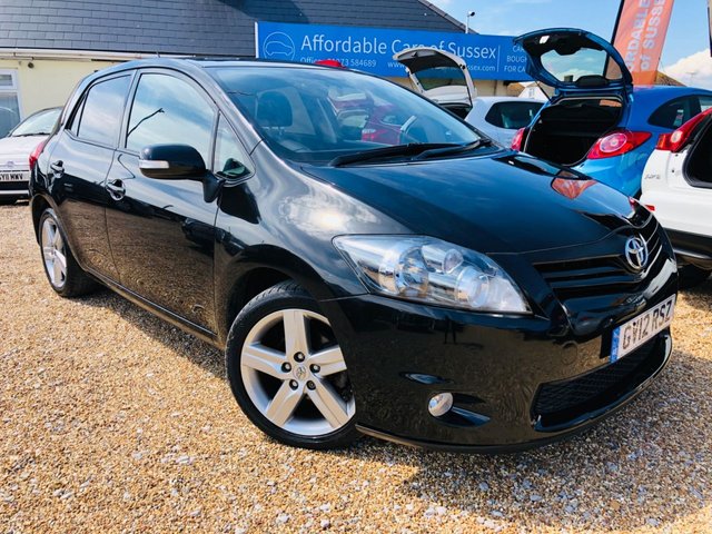 2012 12 Toyota Auris 1.6 SR VALVEMATIC  5d 132 BHP