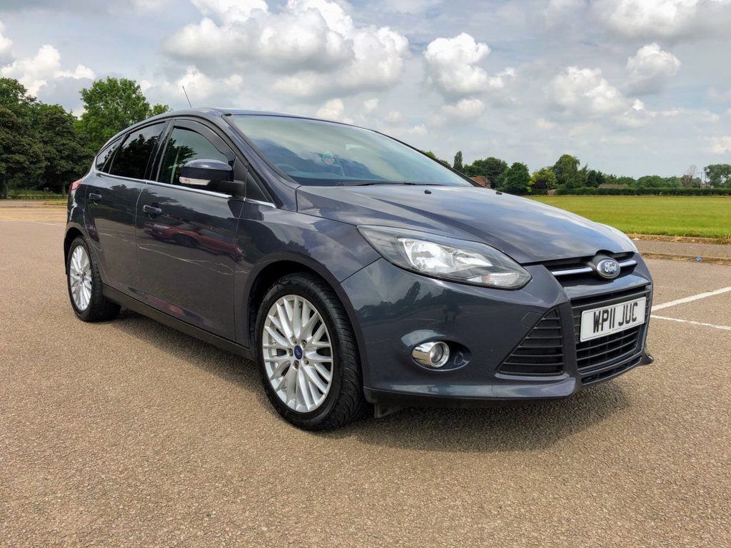 View our FORD FOCUS