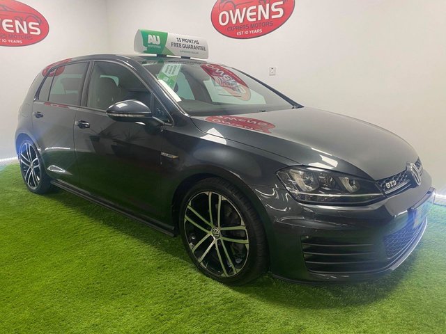 View our VOLKSWAGEN GOLF