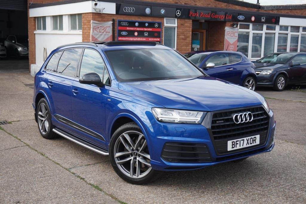 View our AUDI Q7