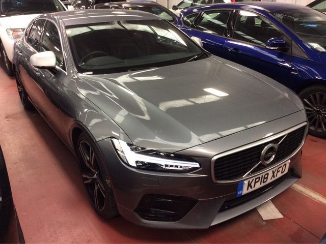 View our VOLVO S90