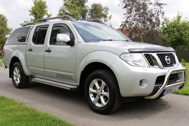 View our NISSAN NAVARA