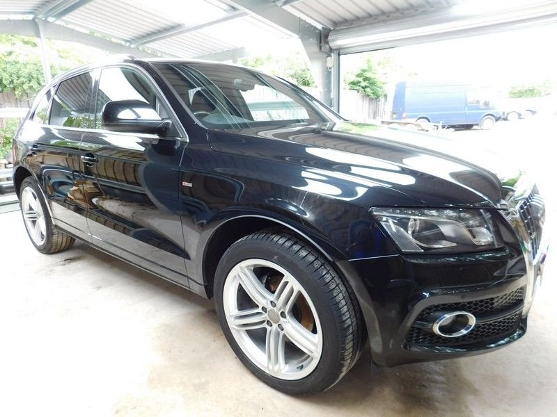 View our AUDI Q5