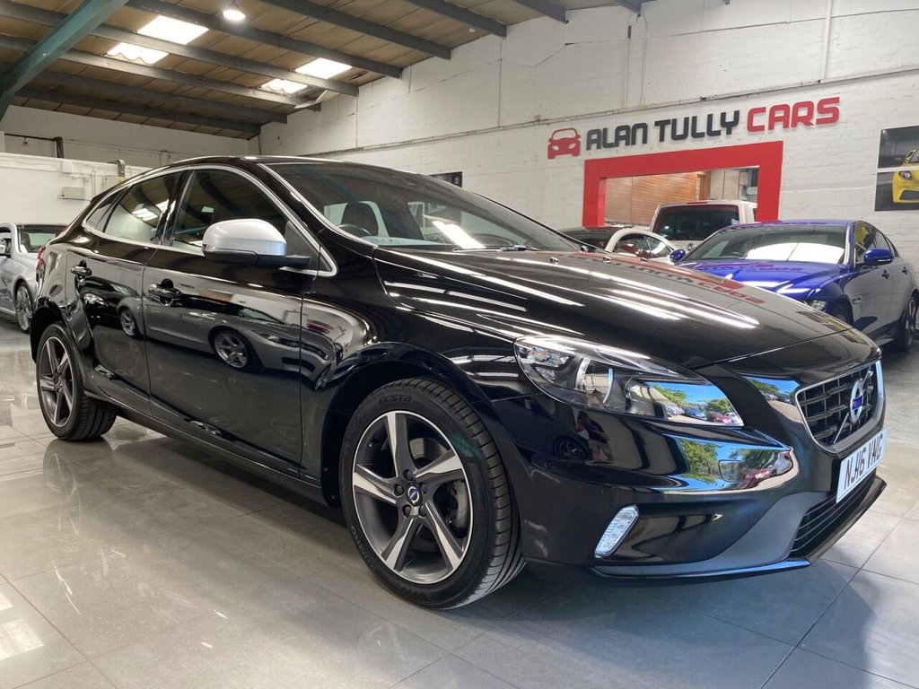 View our VOLVO V40