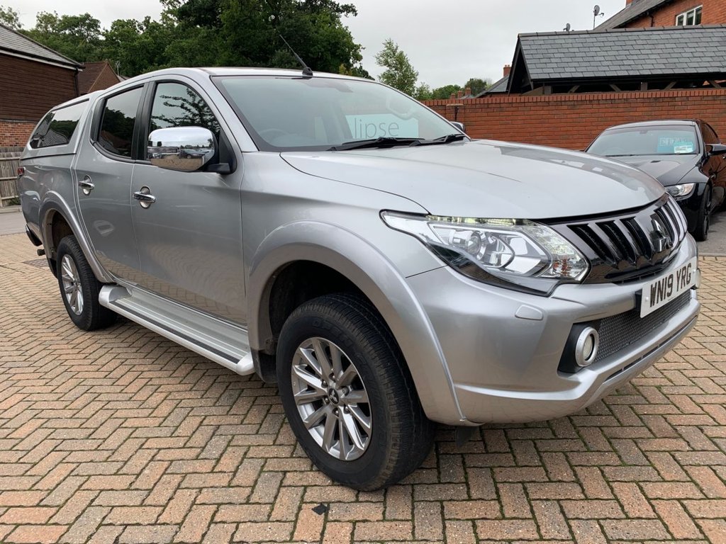 View our MITSUBISHI L200