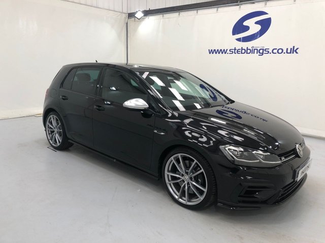2019 69 VOLKSWAGEN GOLF 2.0 R TSI 4MOTION DSG 5d 296 BHP