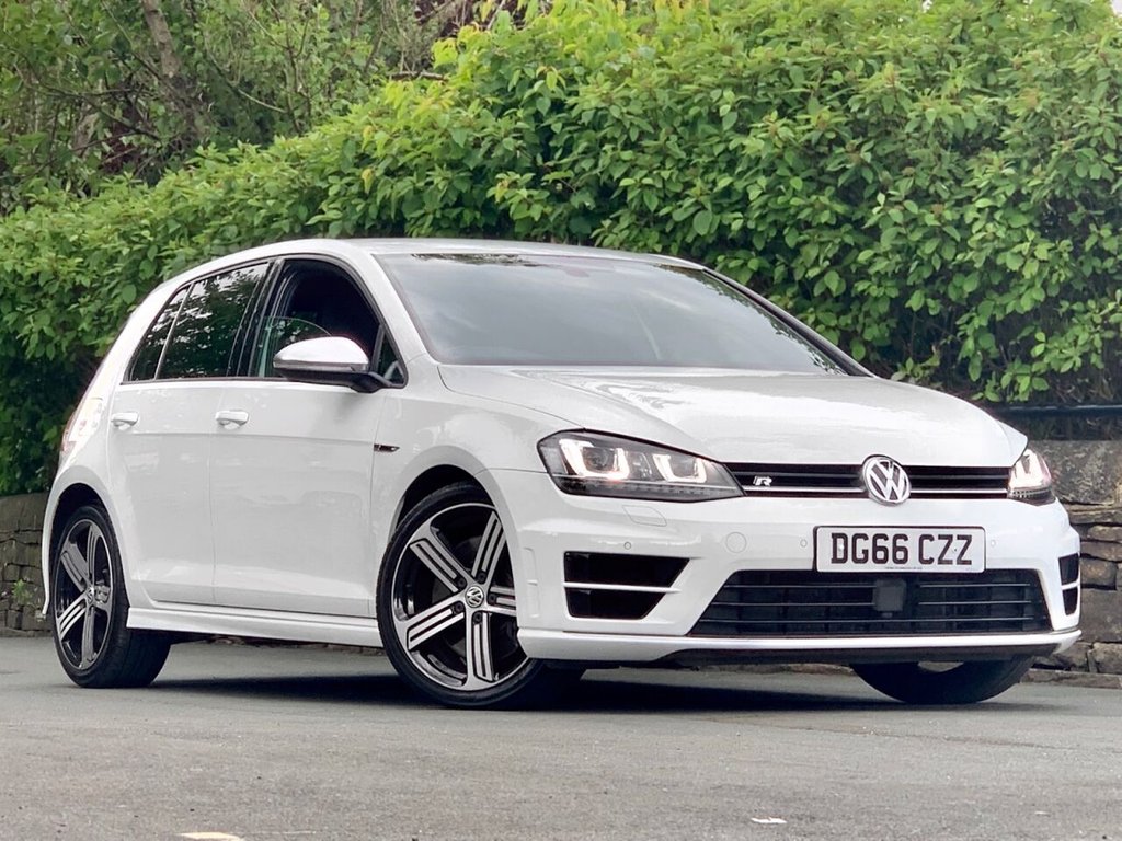 View our VOLKSWAGEN GOLF
