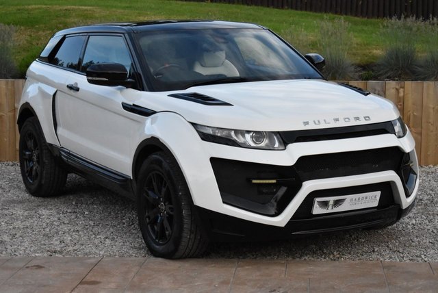 2012 12 Land Rover Range Rover Evoque 2.2 ED4 PURE 3d 150 BHP