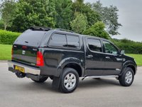 USED 2011 11 TOYOTA HI-LUX 3.0 INVINCIBLE 4X4 D-4D DCB 169 BHP PRICE 9250+ VAT 1850 TOTAL =111000