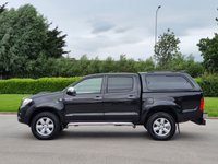 USED 2011 11 TOYOTA HI-LUX 3.0 INVINCIBLE 4X4 D-4D DCB 169 BHP PRICE 9250+ VAT 1850 TOTAL =111000