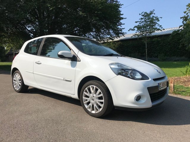2009 59 Renault Clio 1.1 DYNAMIQUE 16V 3d 74 BHP